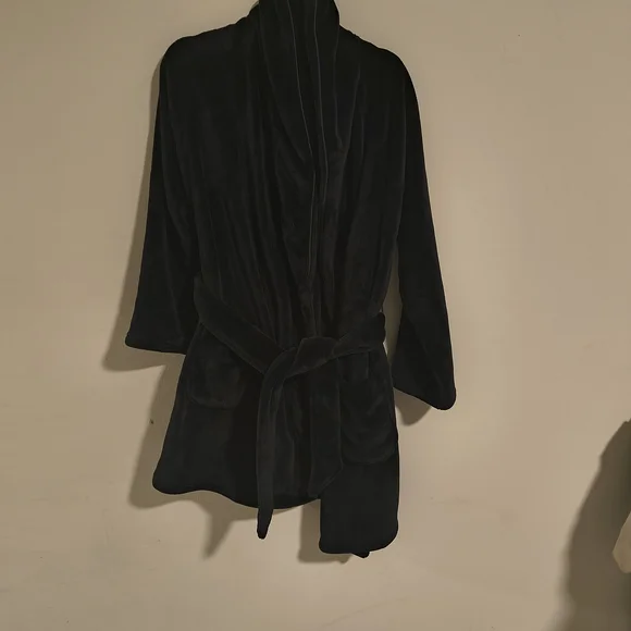 Victoria's Secret Black Robe - Picture 2 of 4